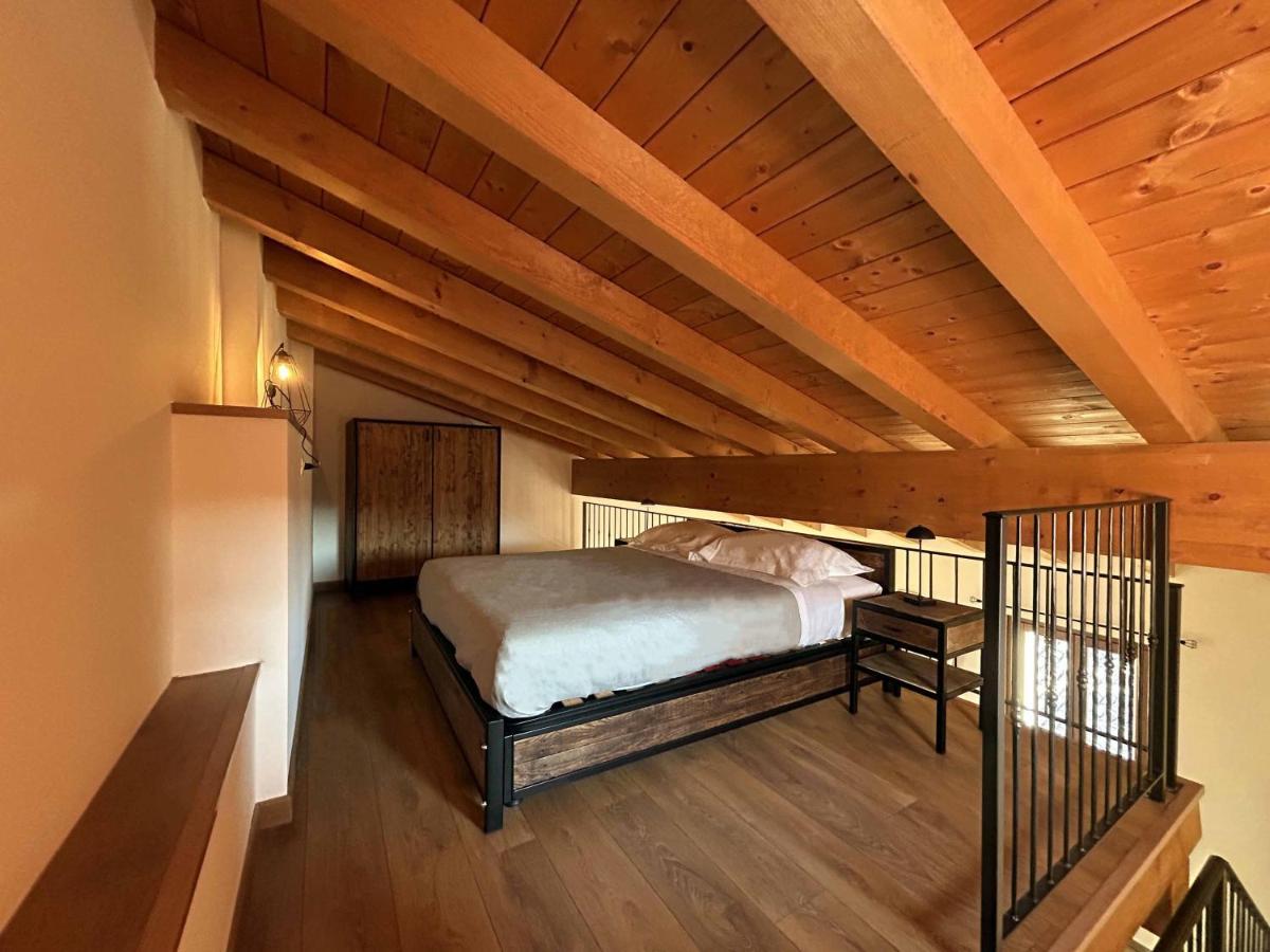 סן פליס דל בנאקו La Volpe Rossa Rooms And Apartments מראה חיצוני תמונה
