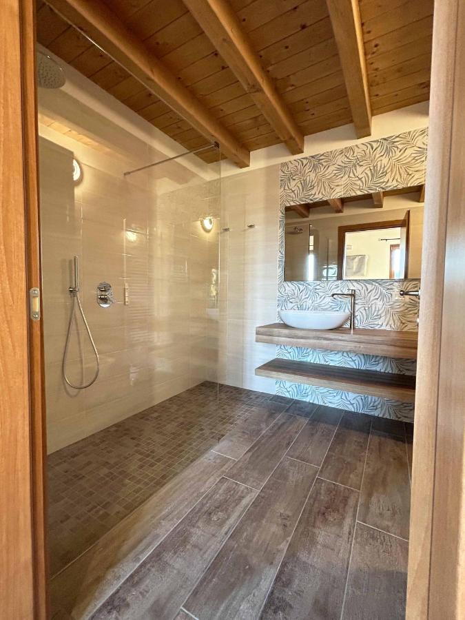 סן פליס דל בנאקו La Volpe Rossa Rooms And Apartments מראה חיצוני תמונה