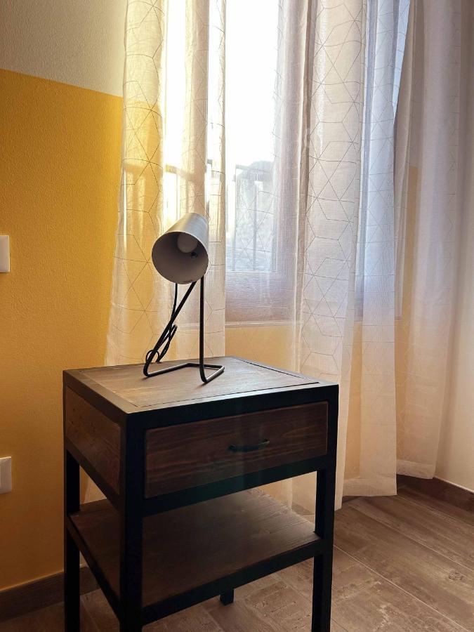 סן פליס דל בנאקו La Volpe Rossa Rooms And Apartments מראה חיצוני תמונה